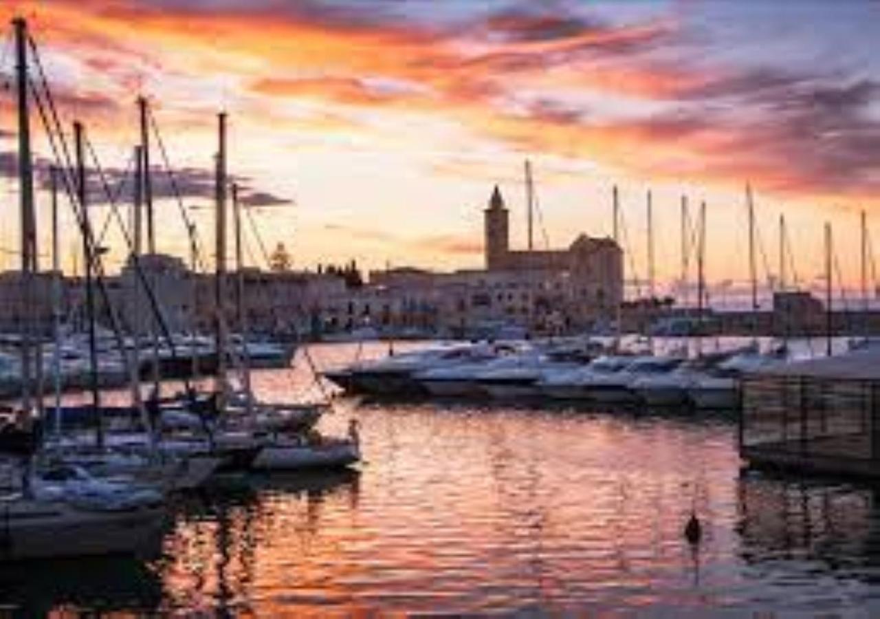 Casa Vacanza -Trani Centro Εξωτερικό φωτογραφία